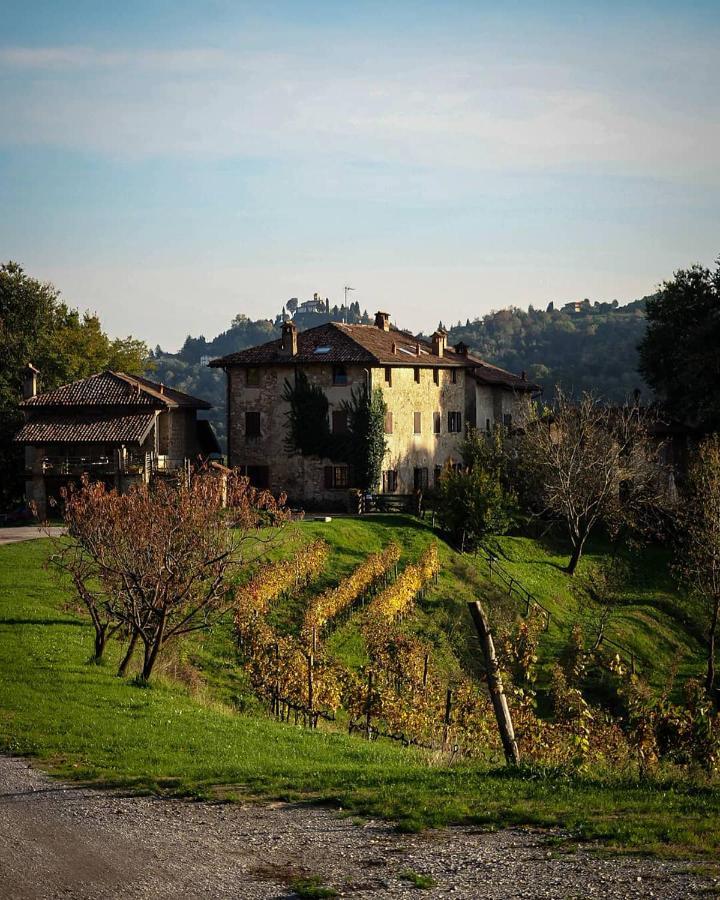 Agriturismo La Costa - Casa Vacanze Rovagnate Luaran gambar