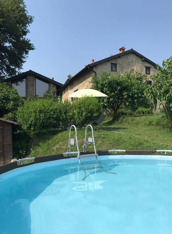 Agriturismo La Costa - Casa Vacanze Rovagnate Luaran gambar